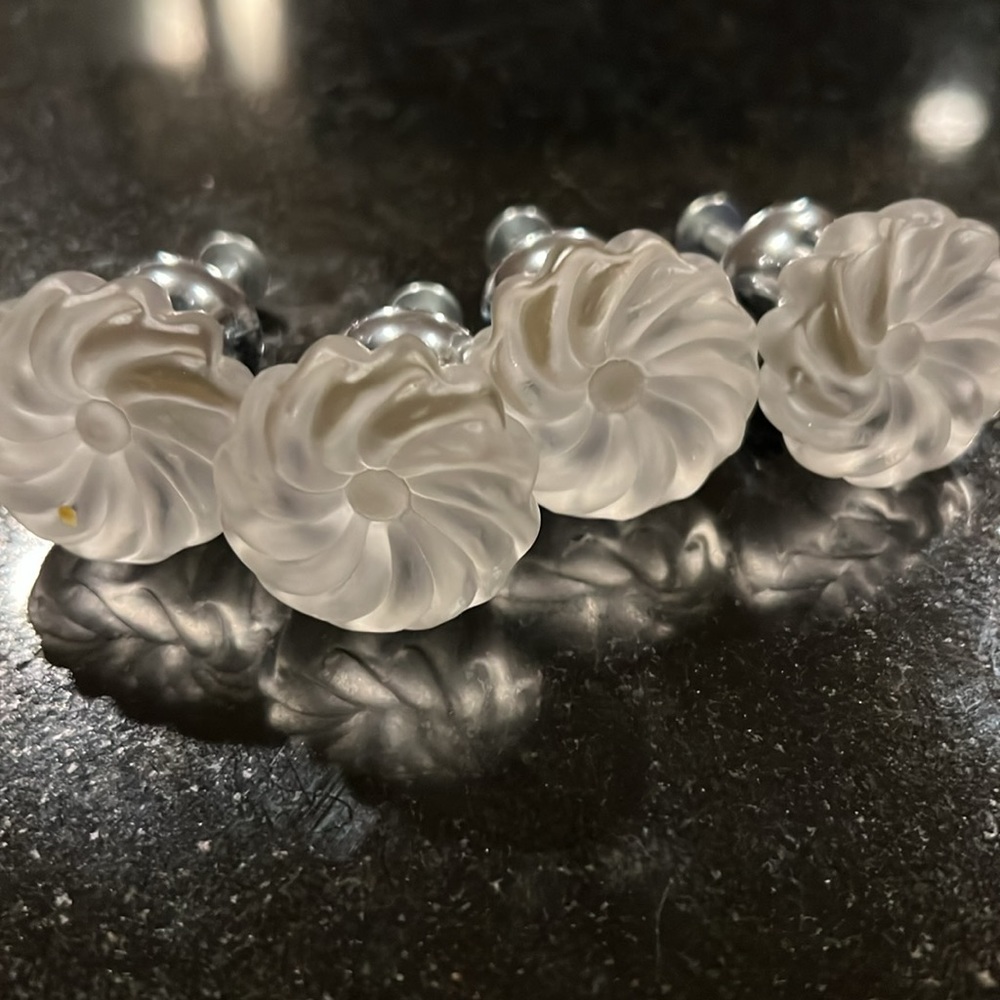 Beautiful crystal knobs  30 - Picture 3 of 7